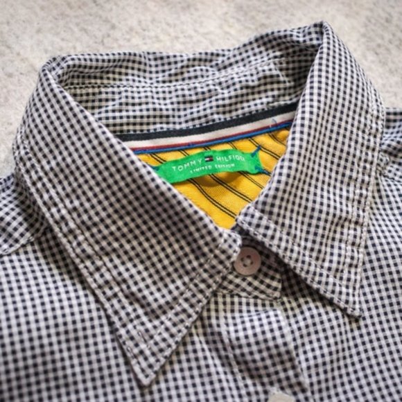 LIMITED EDITION Tommy Hilfiger 2010 Button-Down - Picture 3 of 8